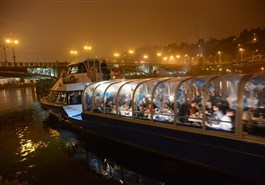 Grande festa di Capodanno a bordo della barca Grand Bohemia