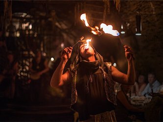4 Medieval show Prague