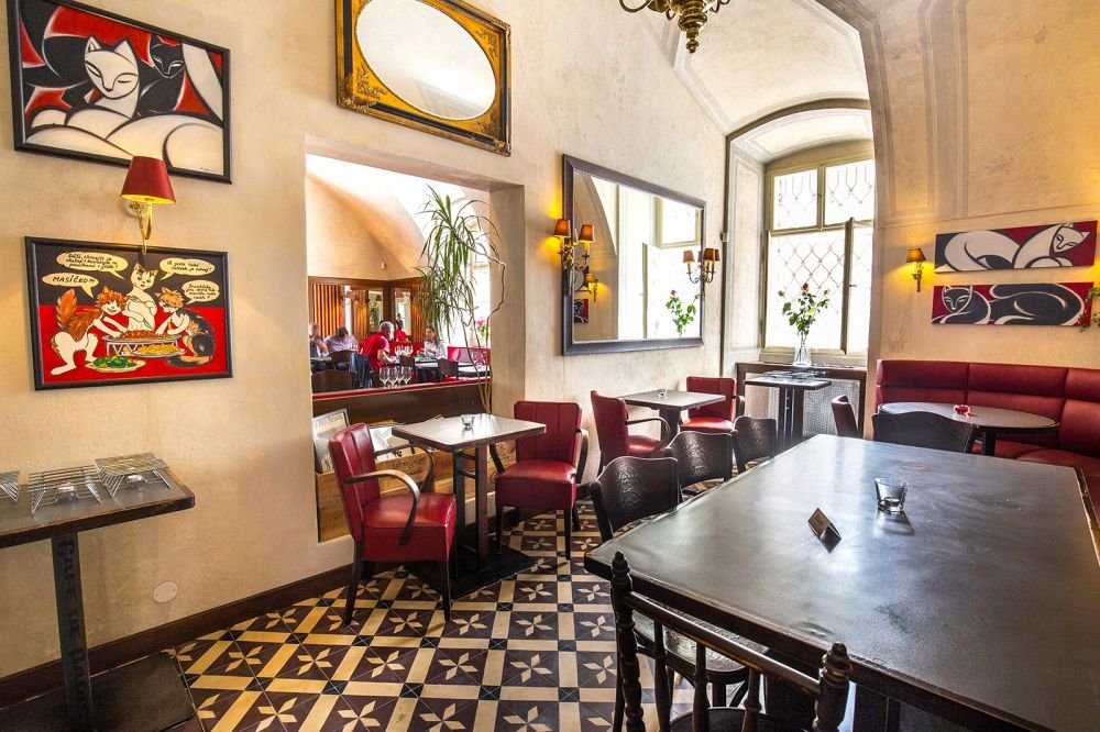 7 Cafe de Paris Prague