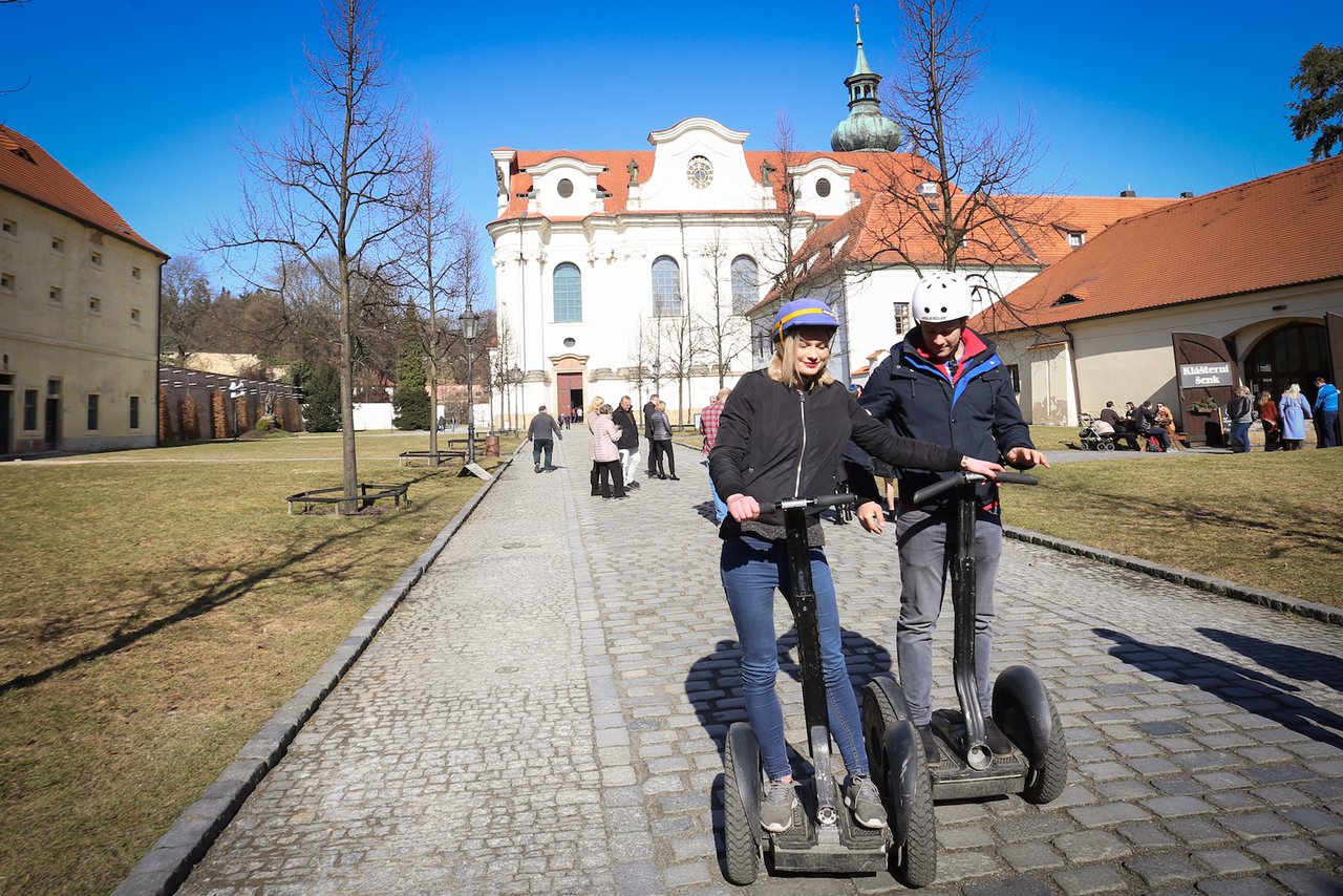 8 Segway parks tours Prague