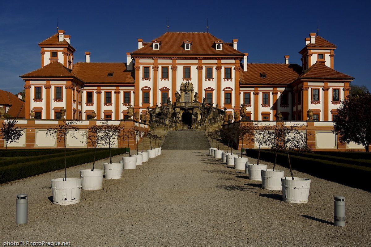 Il castello di Troja Avantgarde Prague